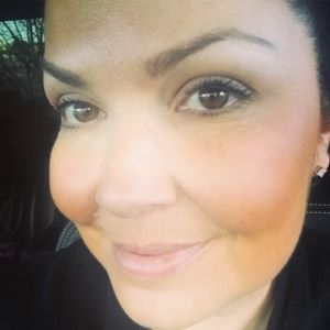 Meet your Posher, Adrianne